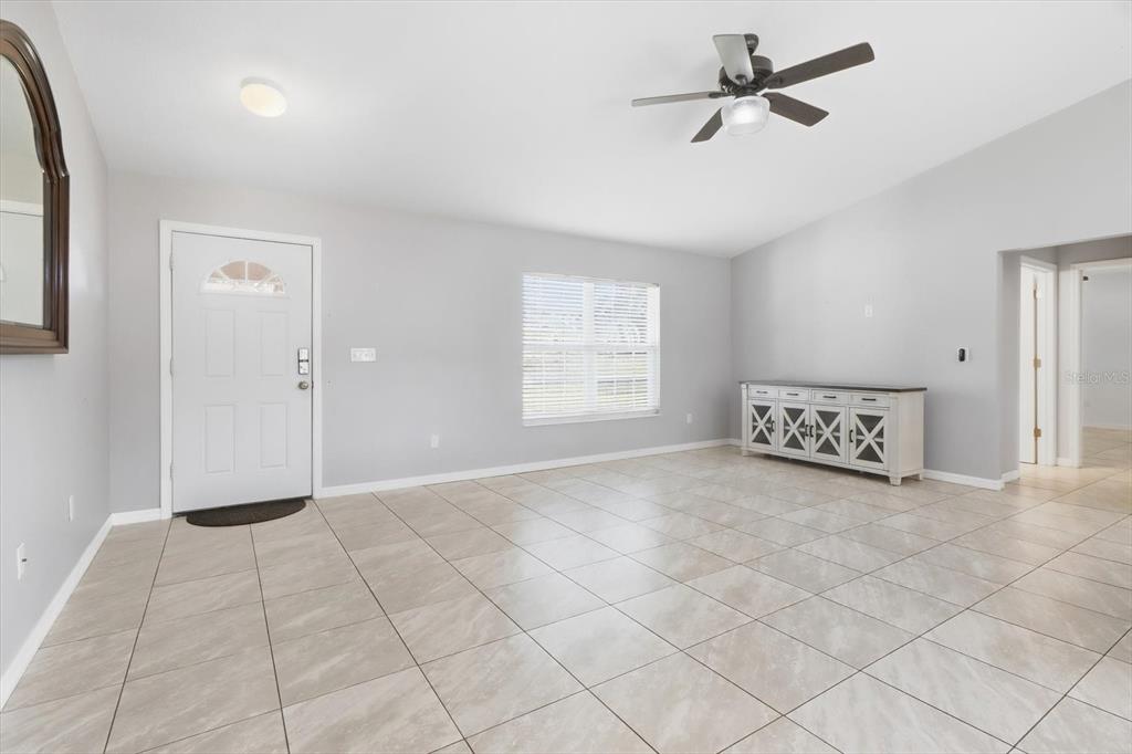 8372 SE 156TH STREET, SUMMERFIELD, FL — photo 2 of 27