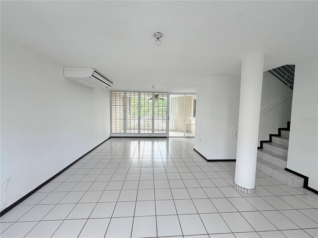 50 LOPATEGUI AVENUE UNIT EC-PH2, GUAYNABO, PR — photo 3 of 25