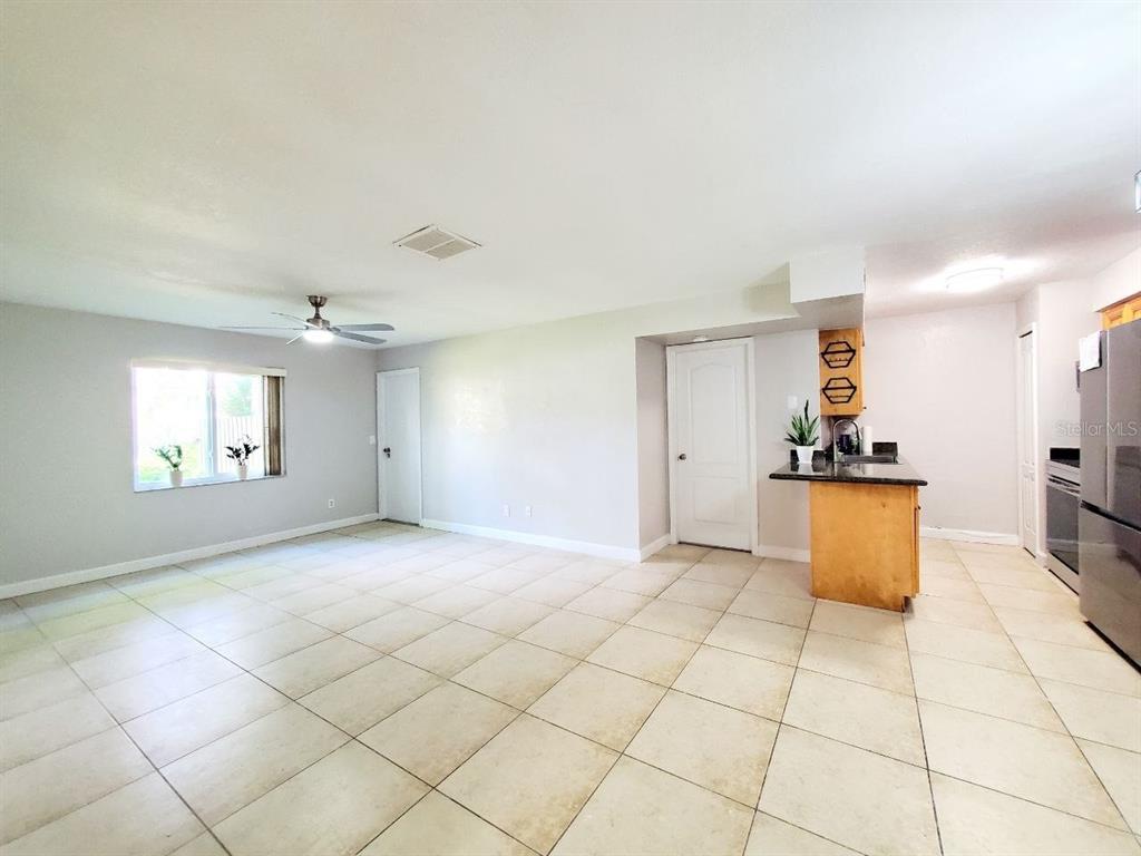 209 RED CEDAR PLACE UNIT 209, BRANDON, FL — photo 2 of 27