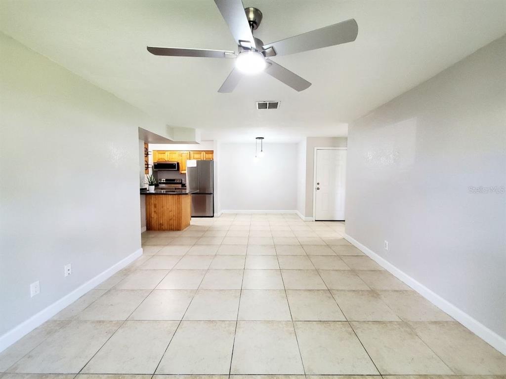 209 RED CEDAR PLACE UNIT 209, BRANDON, FL — photo 3 of 27