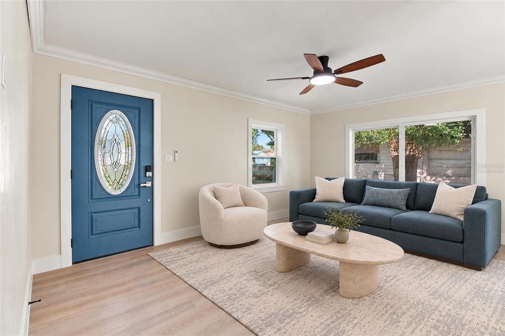 4540 EMERSON AVENUE S, ST PETERSBURG, FL — photo 4 of 34