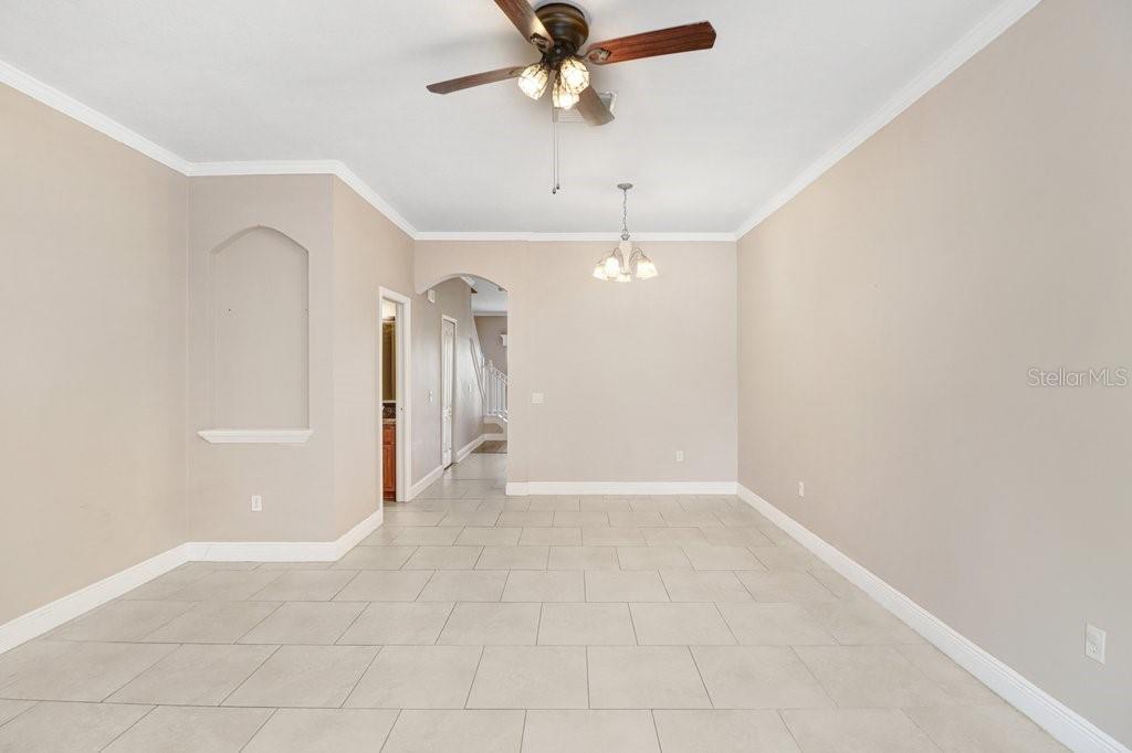 12635 KINGS CROSSING DRIVE, GIBSONTON, FL — photo 3 of 29