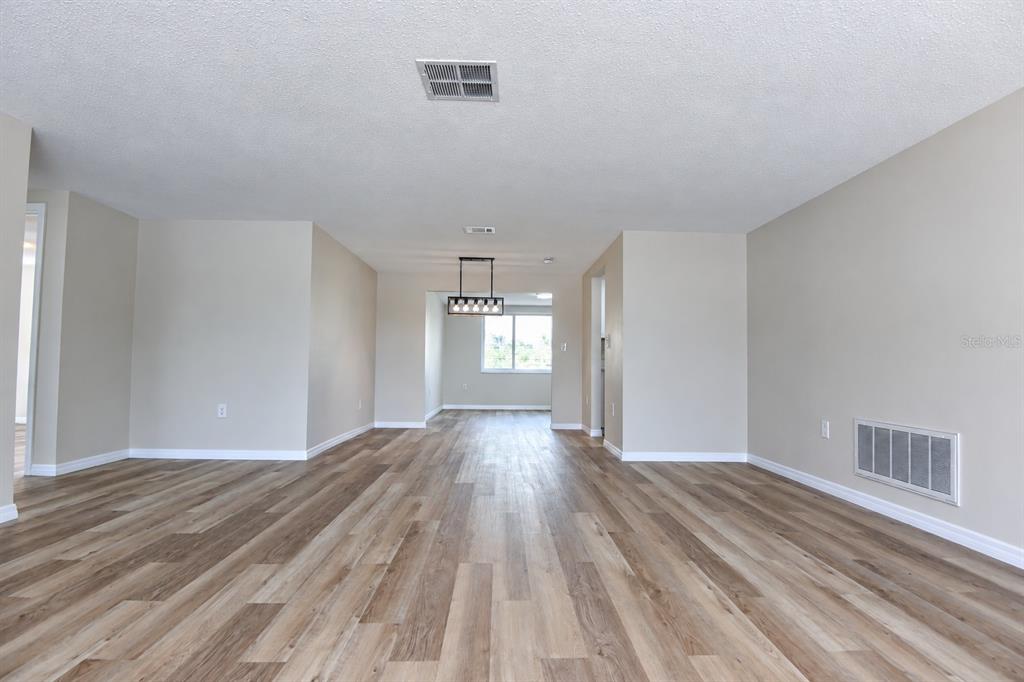 7421 SANDALWOOD DRIVE, PORT RICHEY, FL — photo 5 of 30