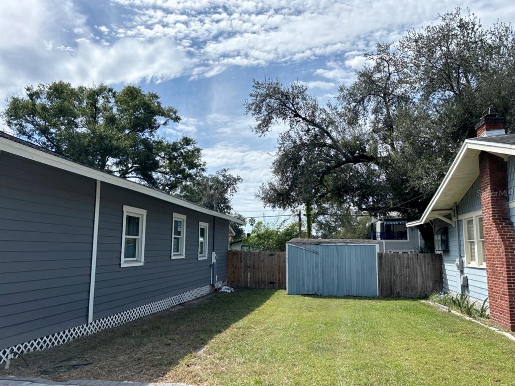 5108 N SUWANEE AVENUE, TAMPA, FL — photo 2 of 23