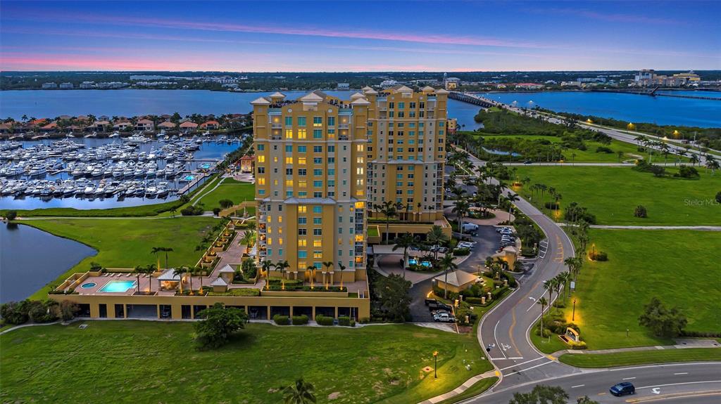 140 RIVIERA DUNES WAY UNIT 206