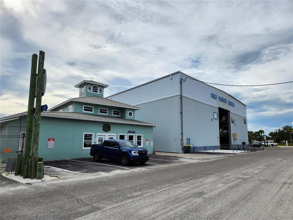 100 CIRCUIT ROAD UNIT N12