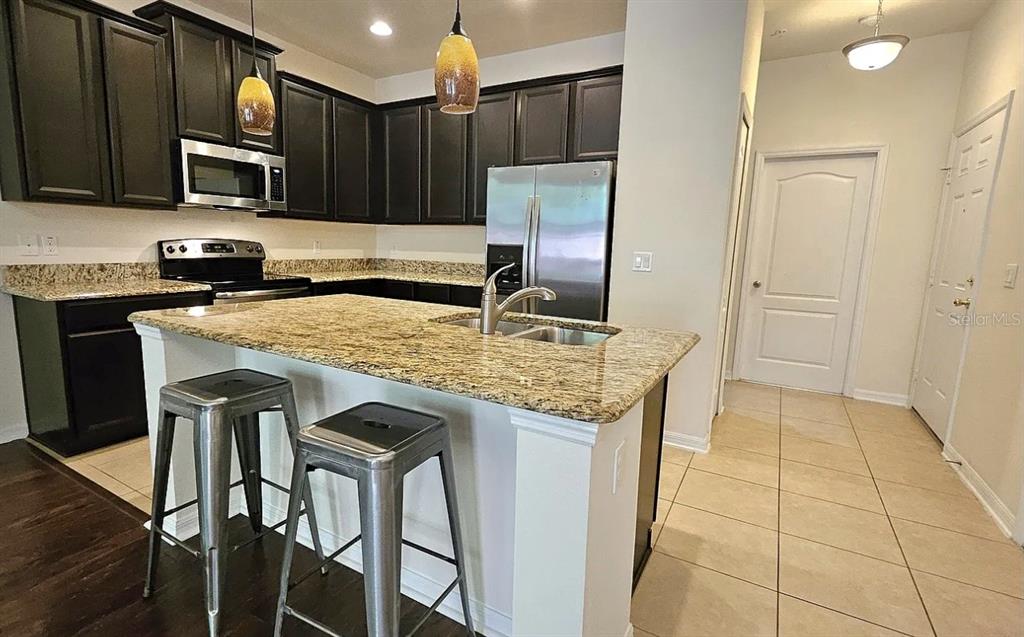 1610 PLUMERIA PLACE, OVIEDO, FL — photo 2 of 8