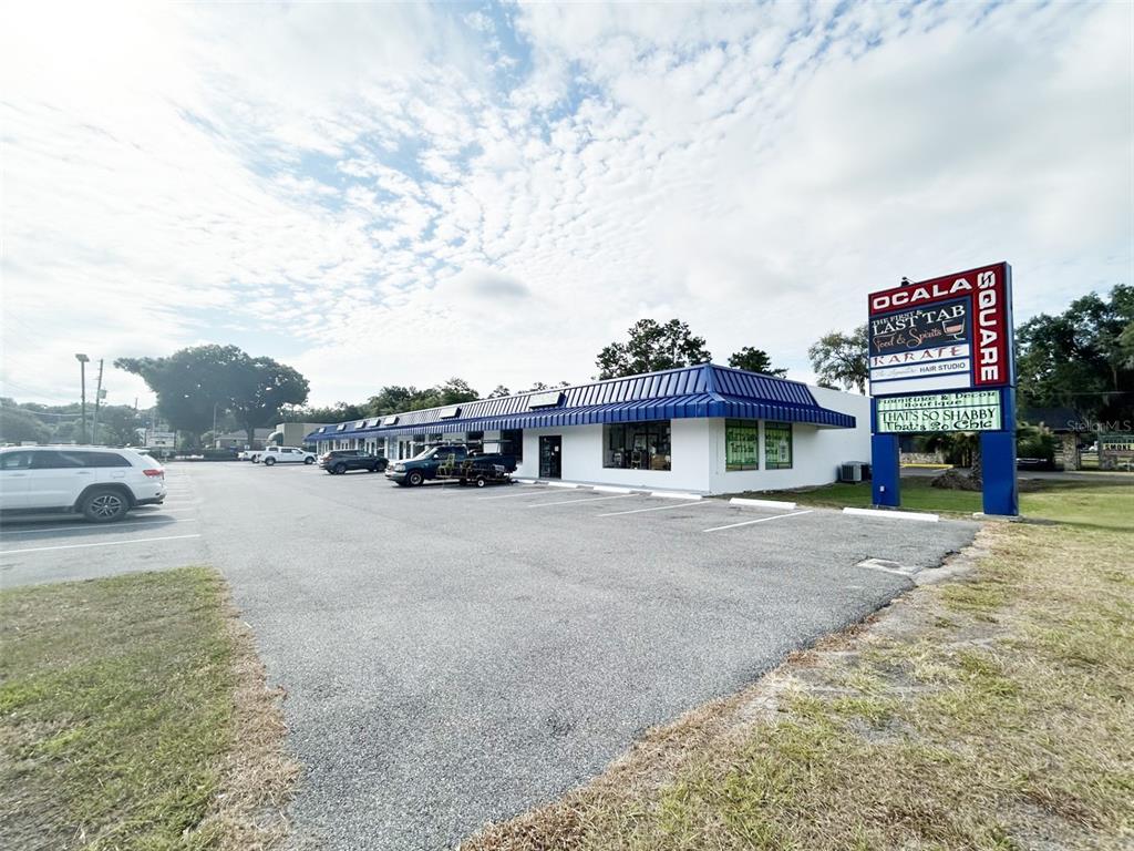 3602 NE 8TH PLACE UNIT Suite L