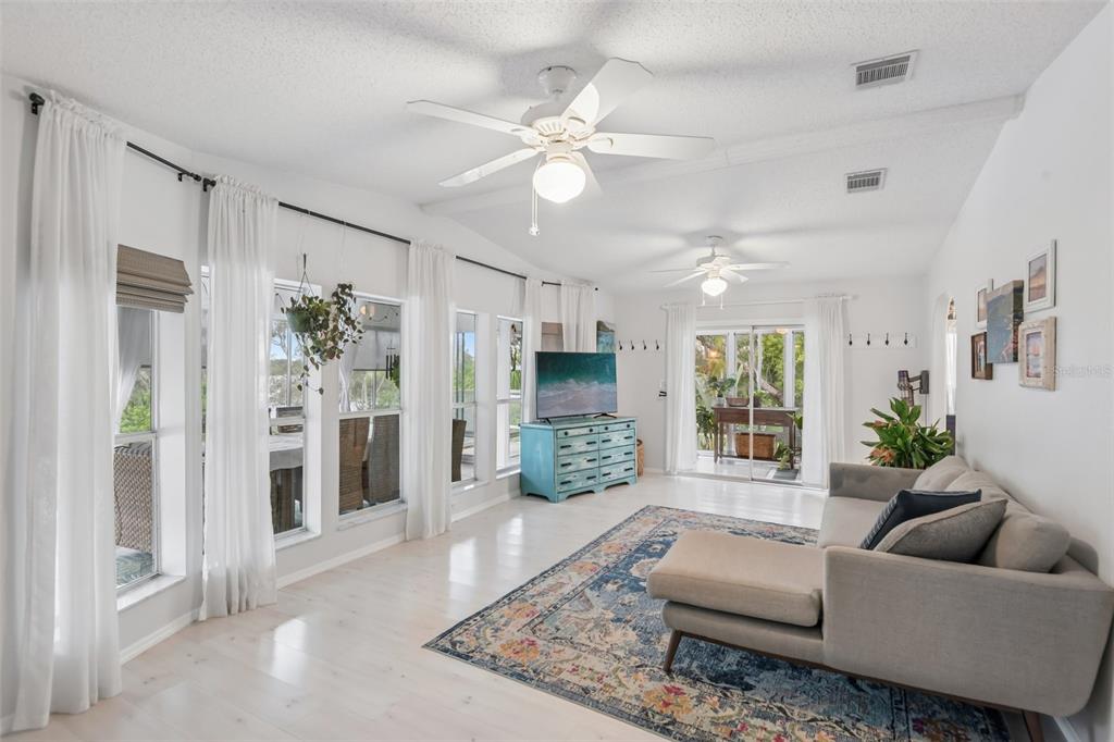 507 RIVER VIEW LANE, TARPON SPRINGS, FL — photo 5 of 42