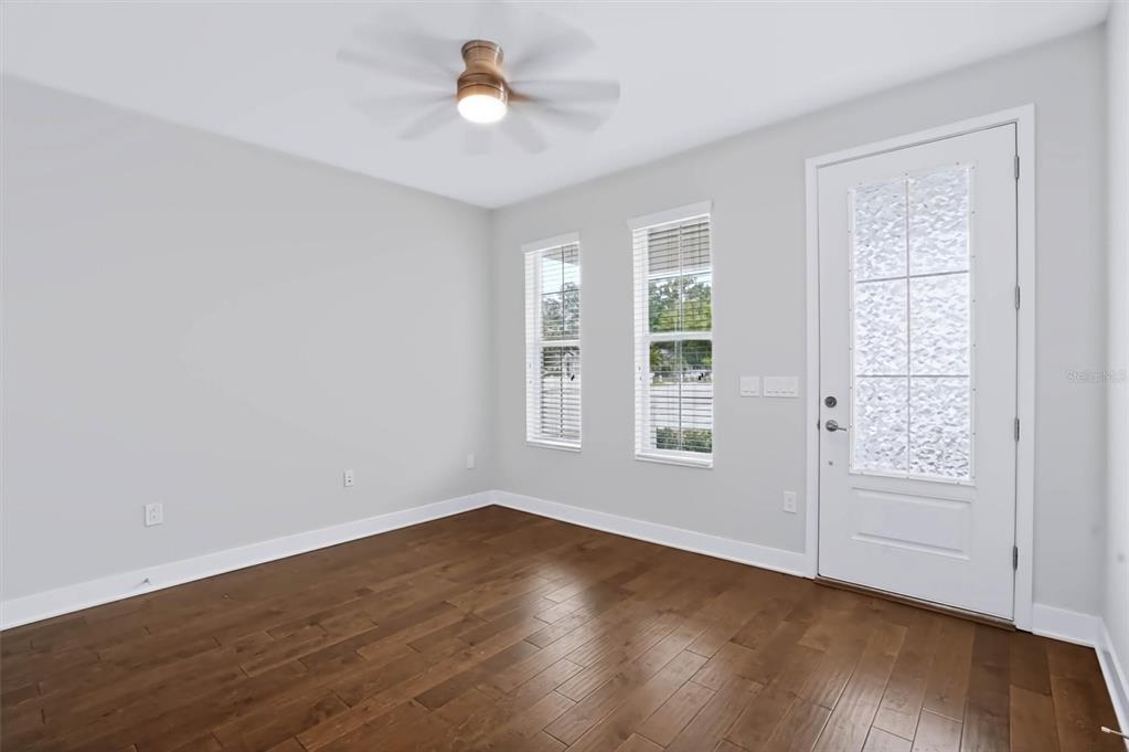 3022 W GRAY STREET, TAMPA, FL — photo 5 of 30