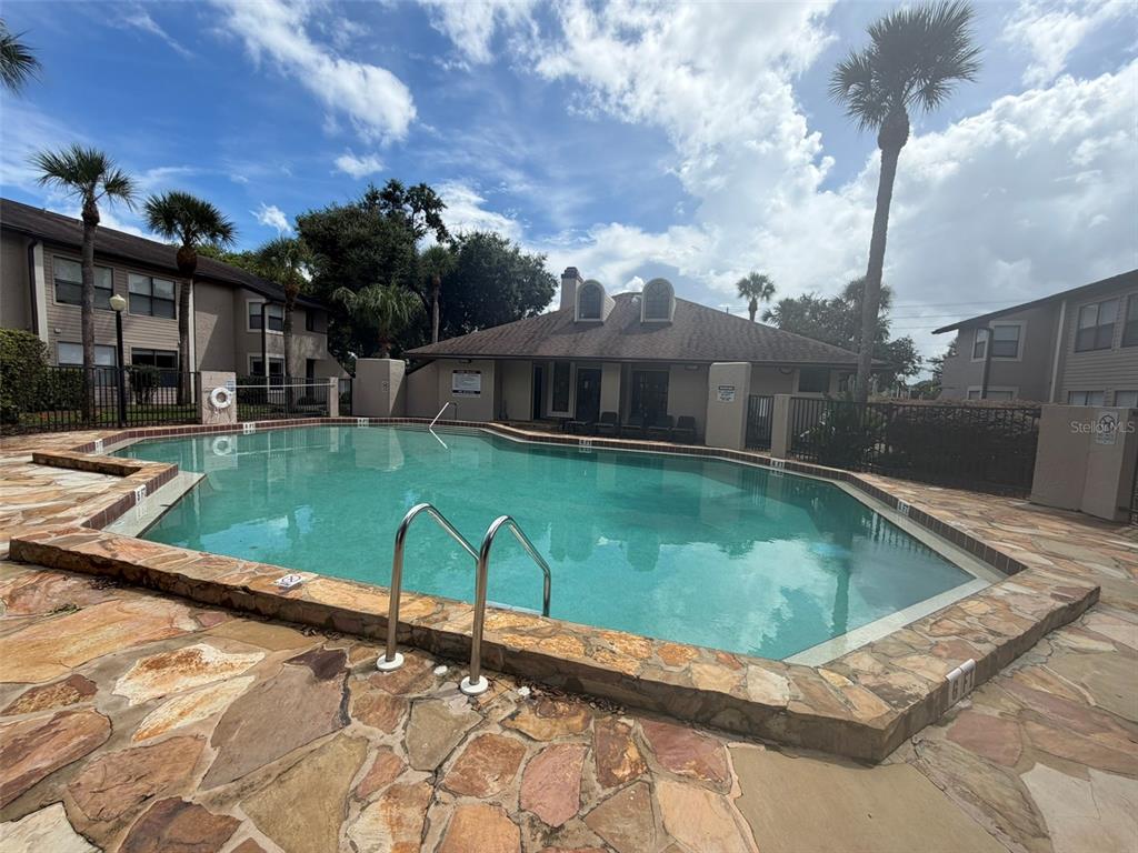 3020 ANTIQUE OAKS CIRCLE UNIT 129, WINTER PARK, FL — photo 4 of 21