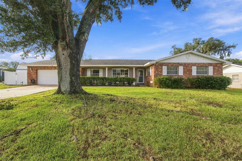 105 ASHBROOK DRIVE, BRANDON, FL — photo 5 of 93