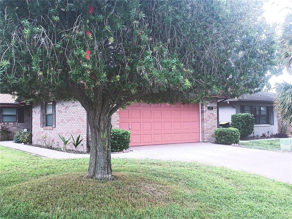 575 SAINT ANDREWS ROAD, WINTER HAVEN, FL — photo 4 of 33