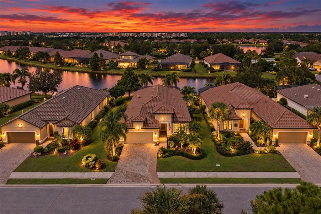 5214 CASTELLO LANE, BRADENTON, FL — photo 5 of 30