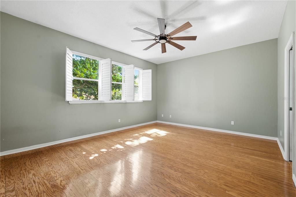 4369 14TH WAY NE, ST PETERSBURG, FL — photo 5 of 53