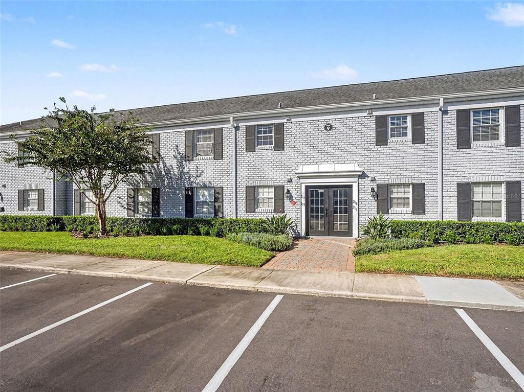 216 LEWFIELD CIR UNIT 216, WINTER PARK, FL — photo 2 of 25