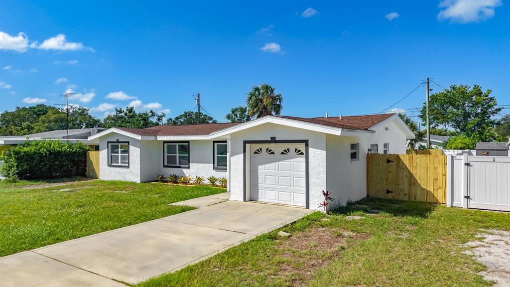 5164 JASMINE CIRCLE, ST PETERSBURG, FL — photo 2 of 29