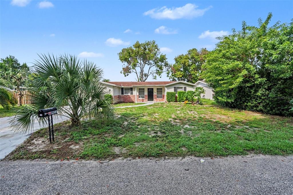 10933 STAMFORD DRIVE, PORT RICHEY, FL — photo 4 of 21