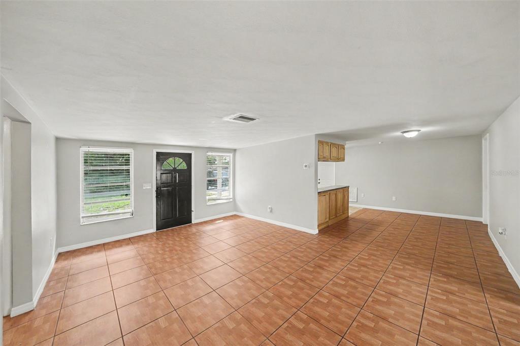 10933 STAMFORD DRIVE, PORT RICHEY, FL — photo 5 of 21
