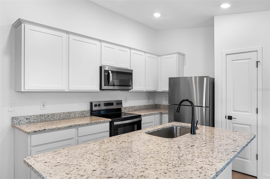 7118 CANOPY LANE, LAKELAND, FL — photo 3 of 18