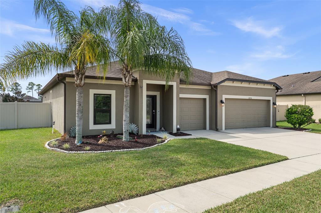 18730 CORTES CREEK BOULEVARD, SPRING HILL, FL — photo 2 of 45