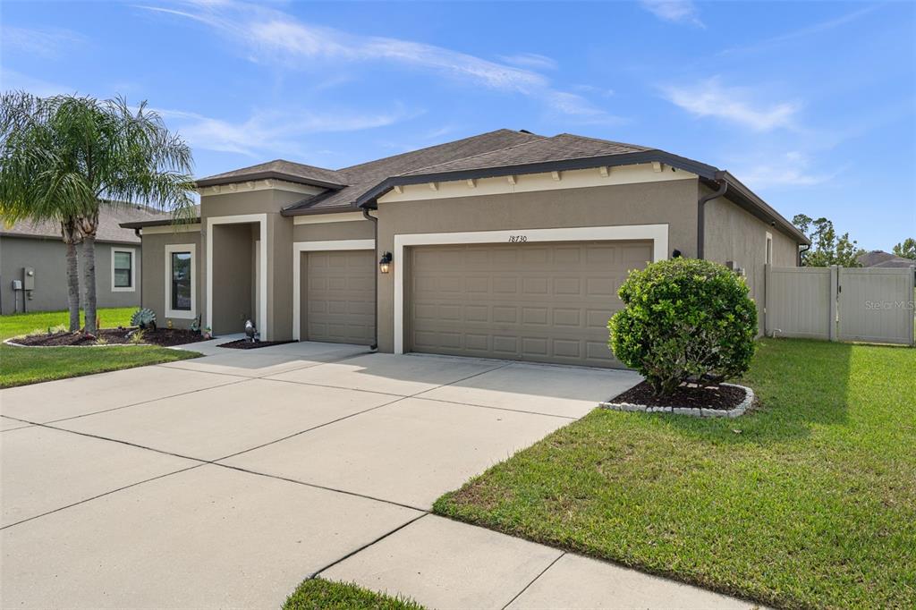 18730 CORTES CREEK BOULEVARD, SPRING HILL, FL — photo 3 of 45