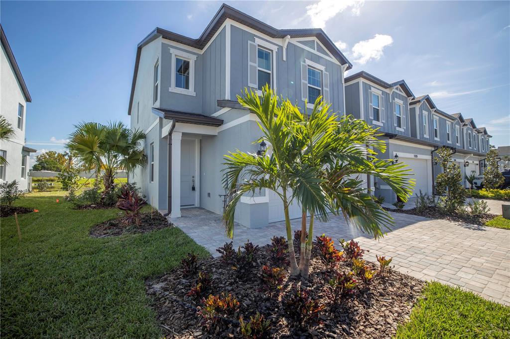 11261 BEACH WALK WAY NE, ST PETERSBURG, FL — photo 2 of 39