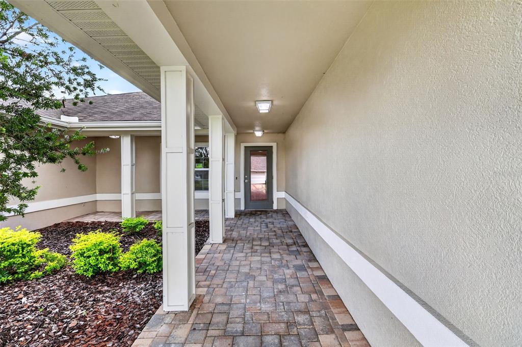 11041 SE 174TH LOOP, SUMMERFIELD, FL — photo 3 of 30