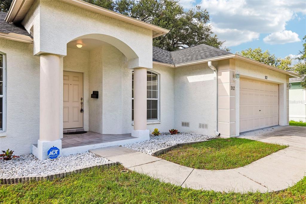 512 ATWOOD AVENUE N, ST PETERSBURG, FL — photo 4 of 30