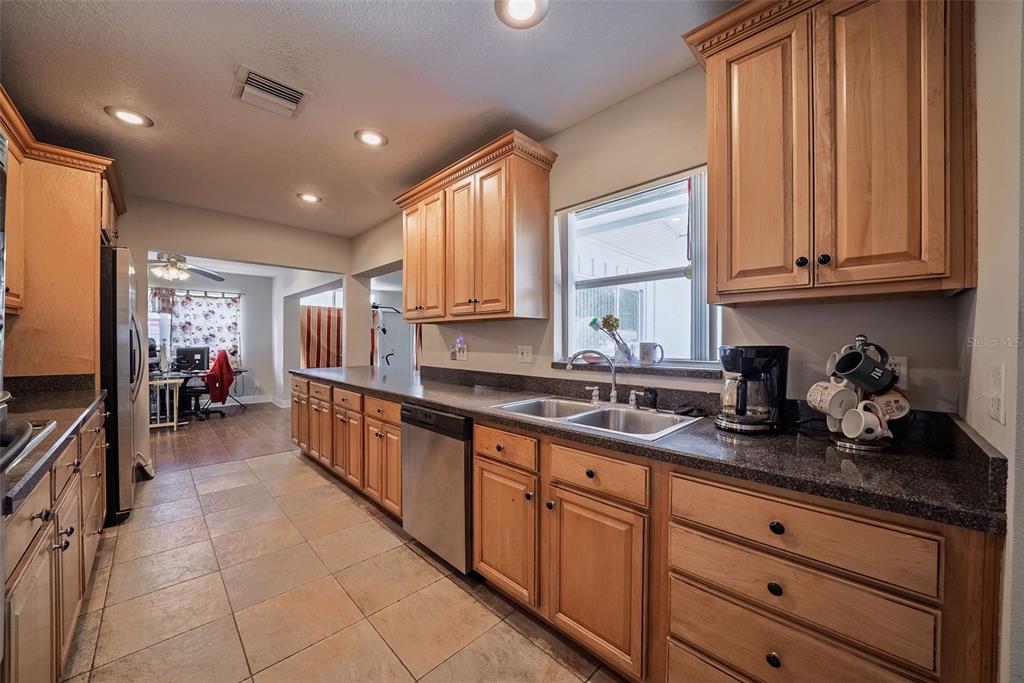 112 BELL PLACE, WINTER PARK, FL — photo 5 of 30