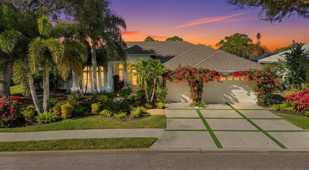 8687 WOODBRIAR DRIVE