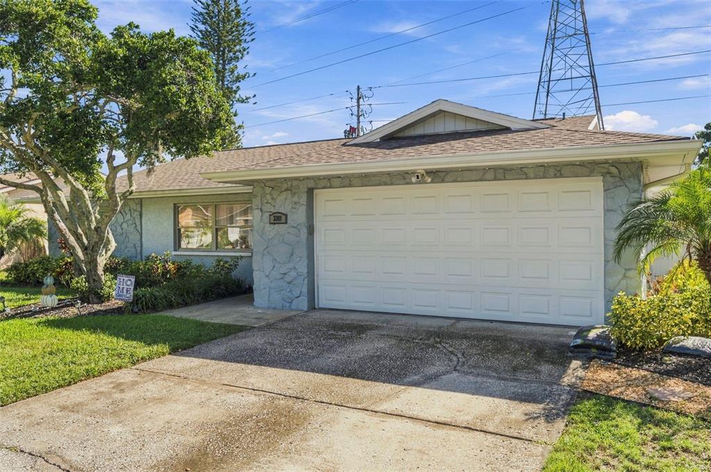 3369 HUNT CLUB DRIVE, CLEARWATER, FL — photo 3 of 30