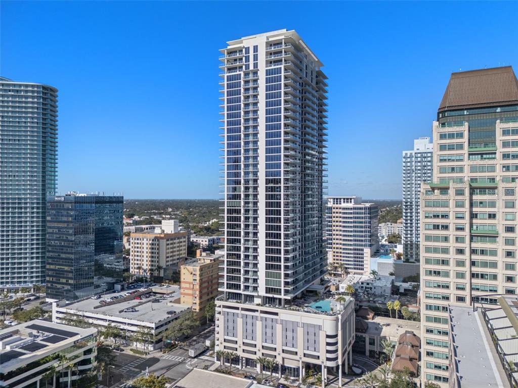 275 1ST AVENUE S UNIT 2401