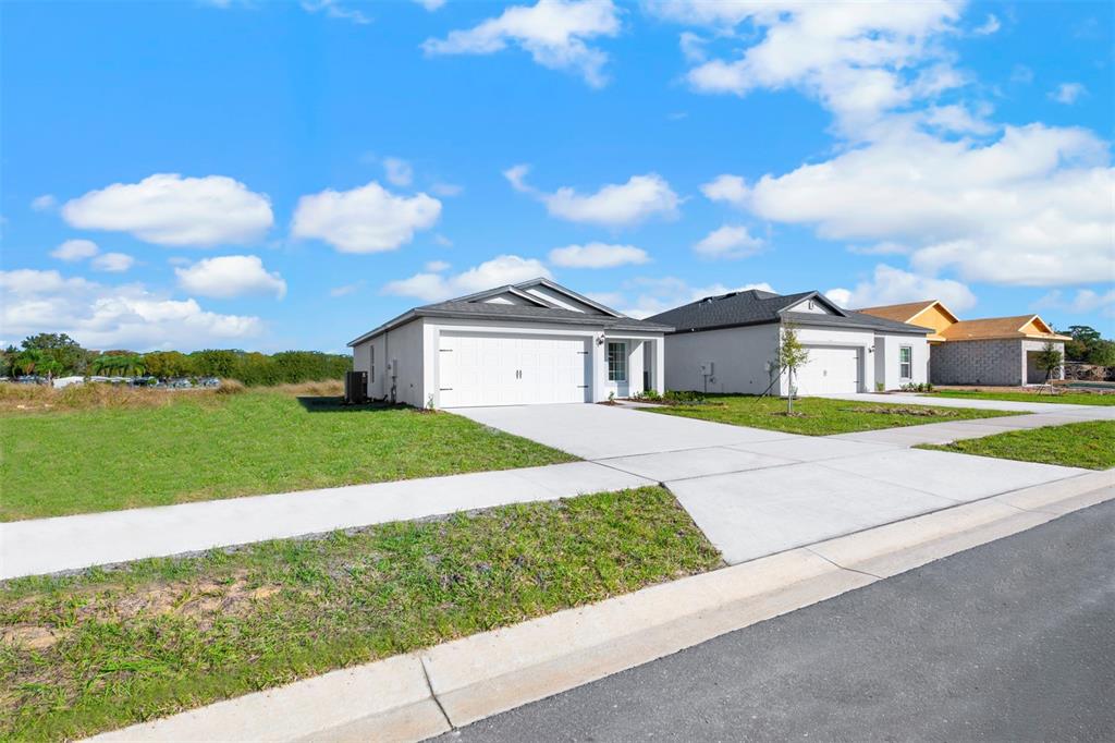 13375 TULA LOOP, ASTATULA, FL — photo 4 of 20