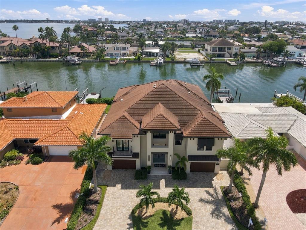 815 CAPRI BOULEVARD