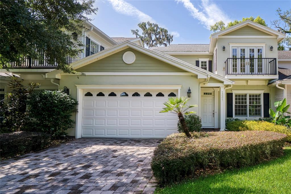 1331 COUNTRY CLUB OAKS CIRCLE