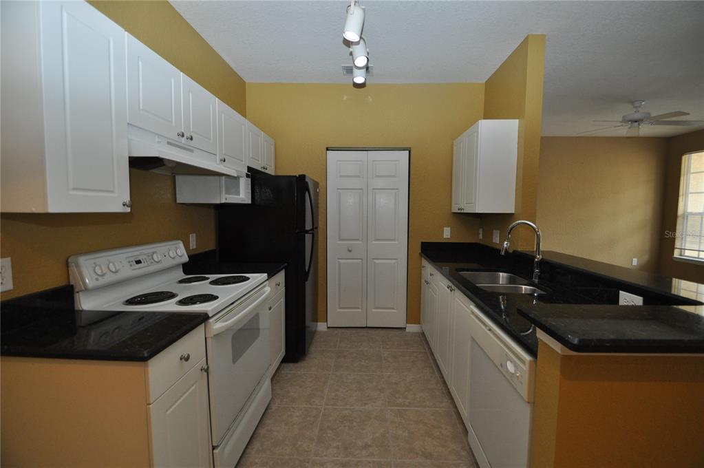 864 GRAND REGENCY POINT UNIT 101, ALTAMONTE SPRINGS, FL — photo 3 of 8