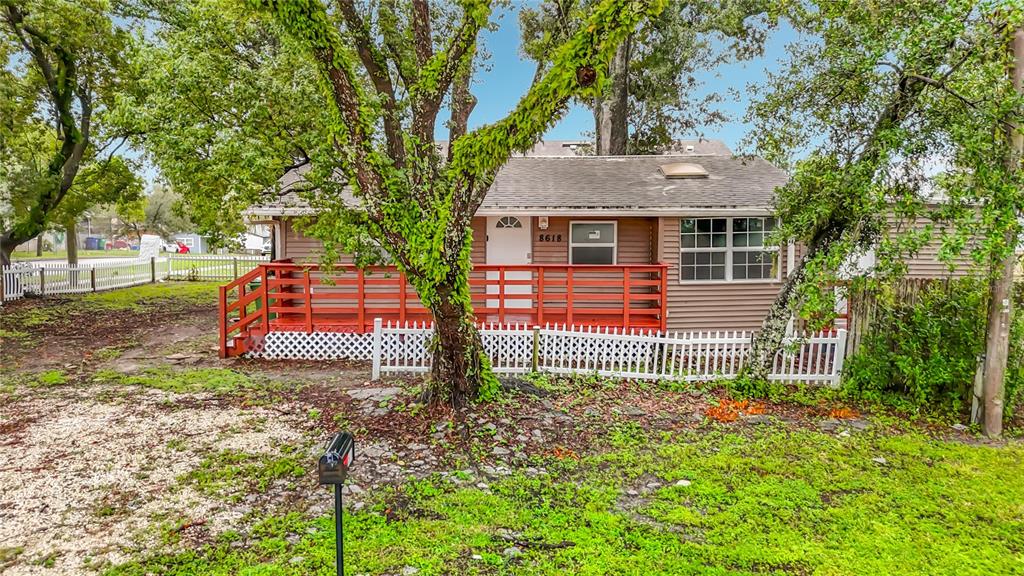 8618 20TH STREET, TAMPA, FL — photo 4 of 30