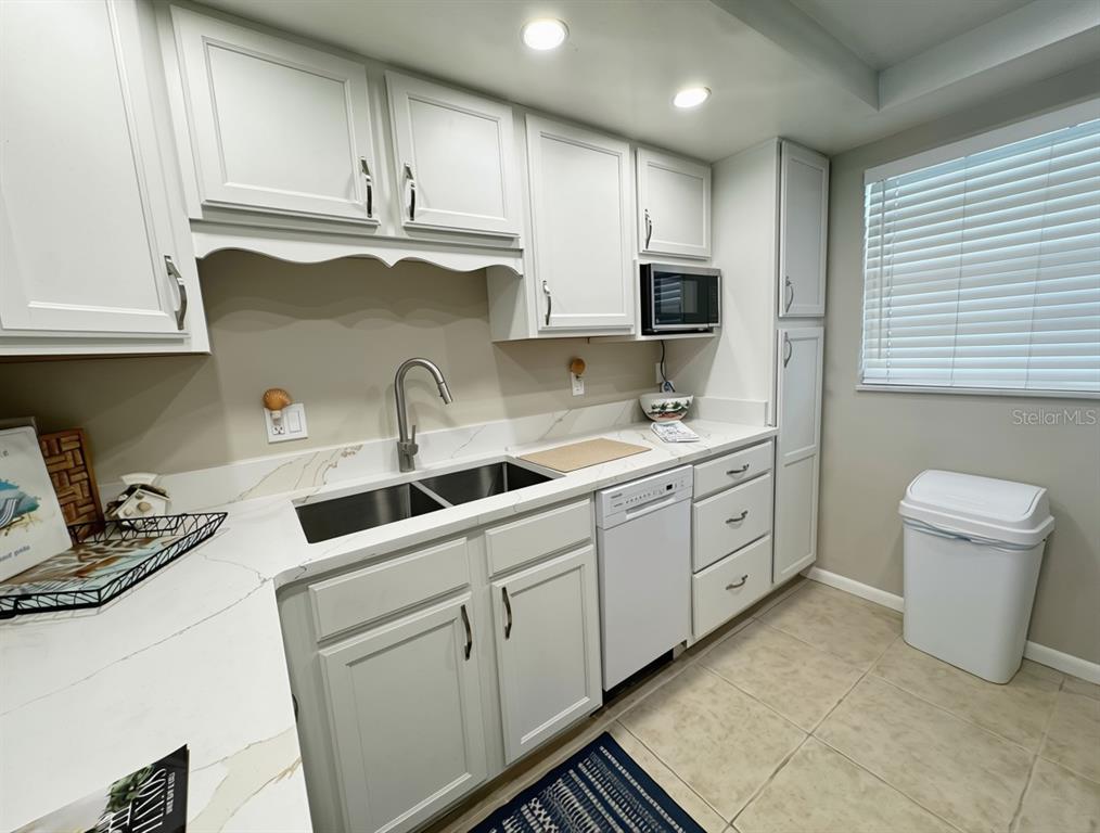 4301 S ATLANTIC AVENUE UNIT 402, NEW SMYRNA BEACH, FL — photo 3 of 25