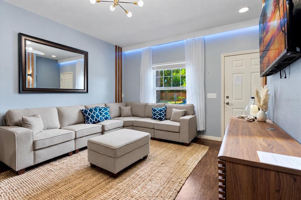 5356 DIPLOMAT COURT UNIT 102, KISSIMMEE, FL — photo 2 of 30