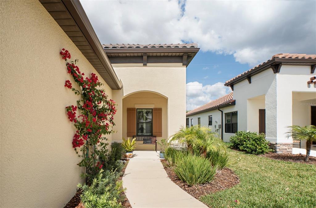 233 ALTAMURA CIRCLE