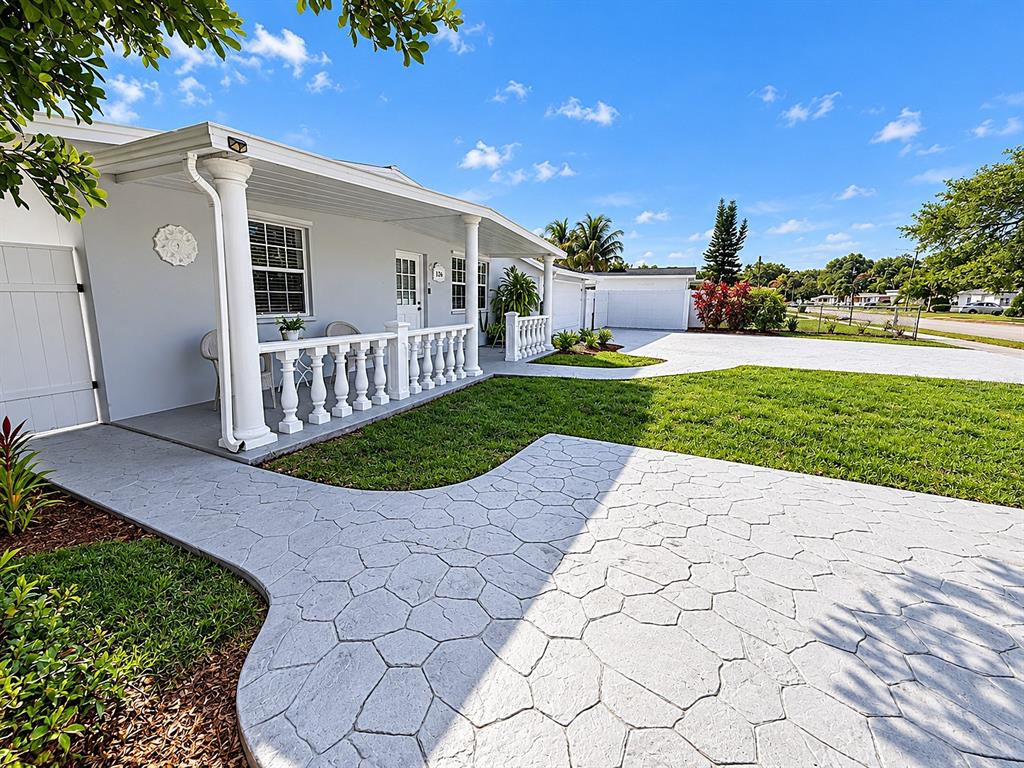 126 MIAMI GARDENS ROAD, WEST PARK, FL — photo 2 of 57