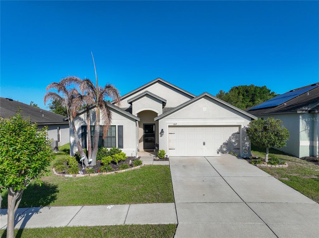 817 LAUREL VIEW WAY