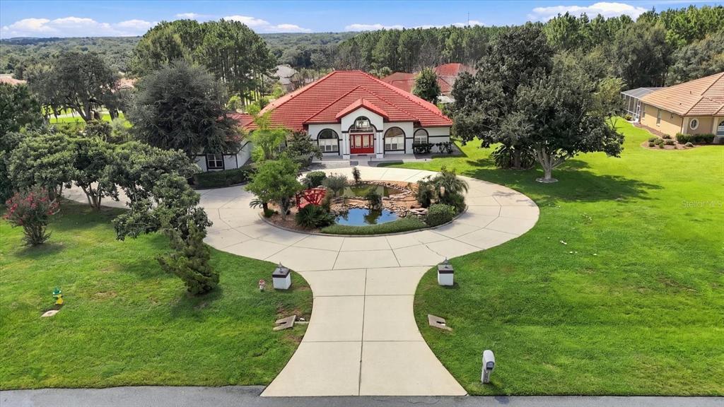 546 W FENWAY DRIVE