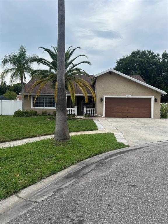 12005 MISTY BROOK COURT, TAMPA, FL — photo 3 of 30