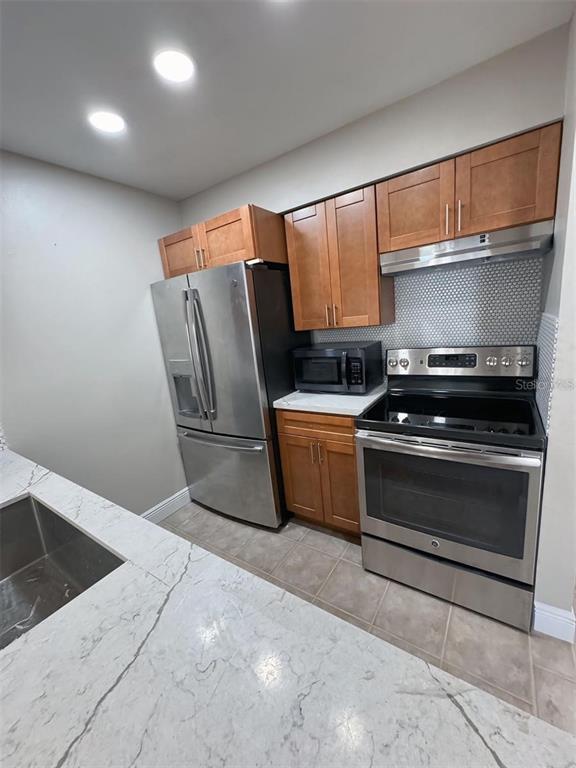 1202 NORTHLAKE DRIVE, SANFORD, FL — photo 4 of 11