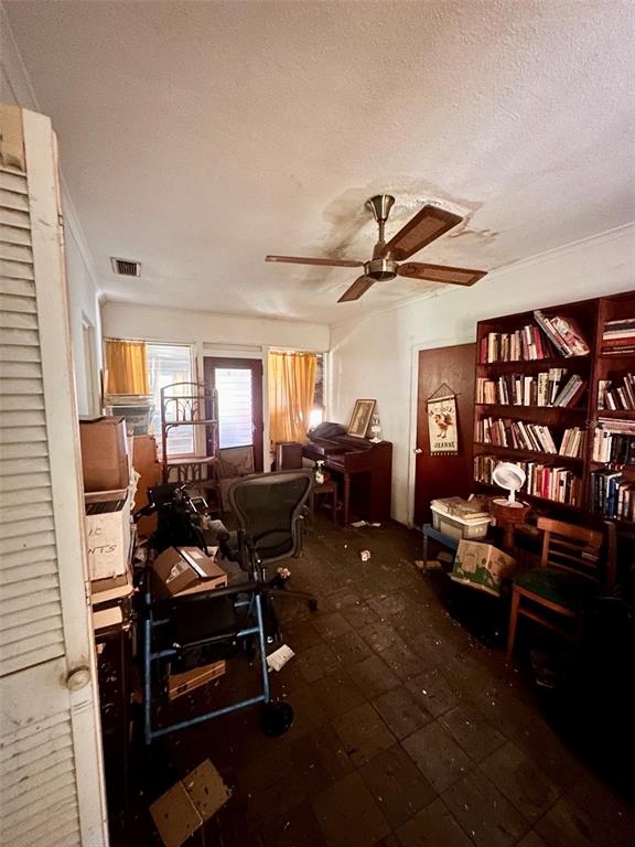 115 S ORION AVENUE, CLEARWATER, FL — photo 3 of 6