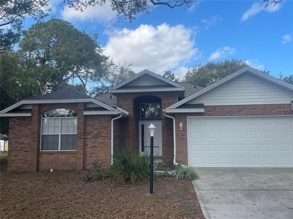 208 LUCERNE DRIVE