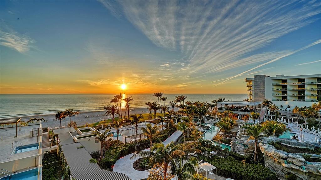 1561 GULF OF MEXICO DRIVE UNIT 404, LONGBOAT KEY, FL — photo 3 of 30