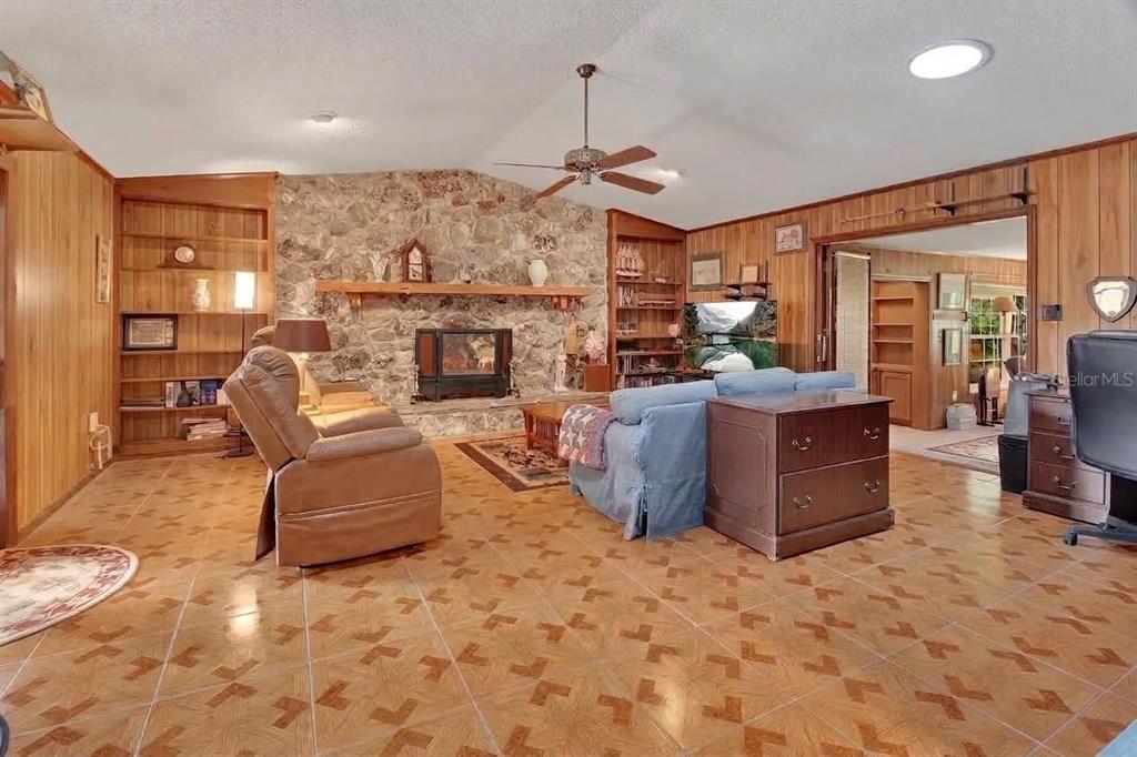 1027 VALLEY FORGE ROAD, DELAND, FL — photo 5 of 30
